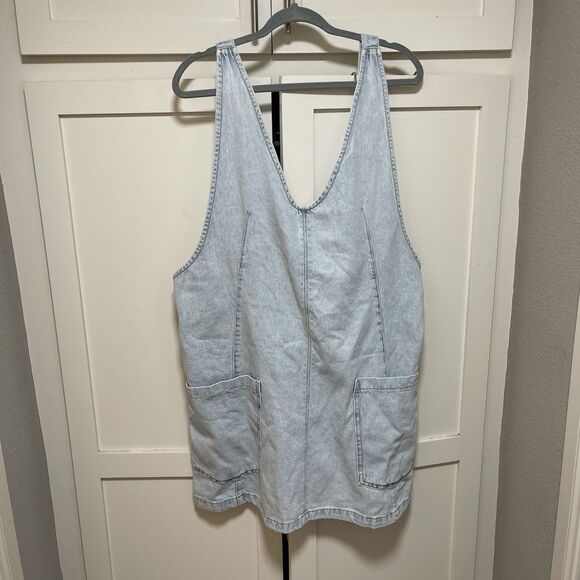 FREE PEOPLE WE THE FREE HIGH ROLLER DENIM OVERALL SKIRTALL MINI DRESS XL NWOT - Picture 2 of 10